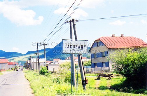 Road to Jakubany